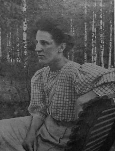 foto farita de Vilho Setälä: lia patrino Helmi Krohn