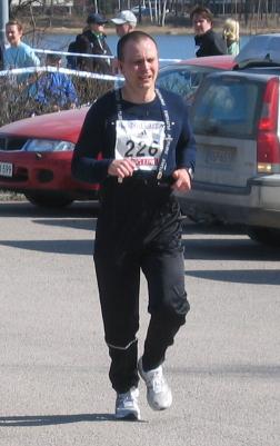 Kimmo juoksee